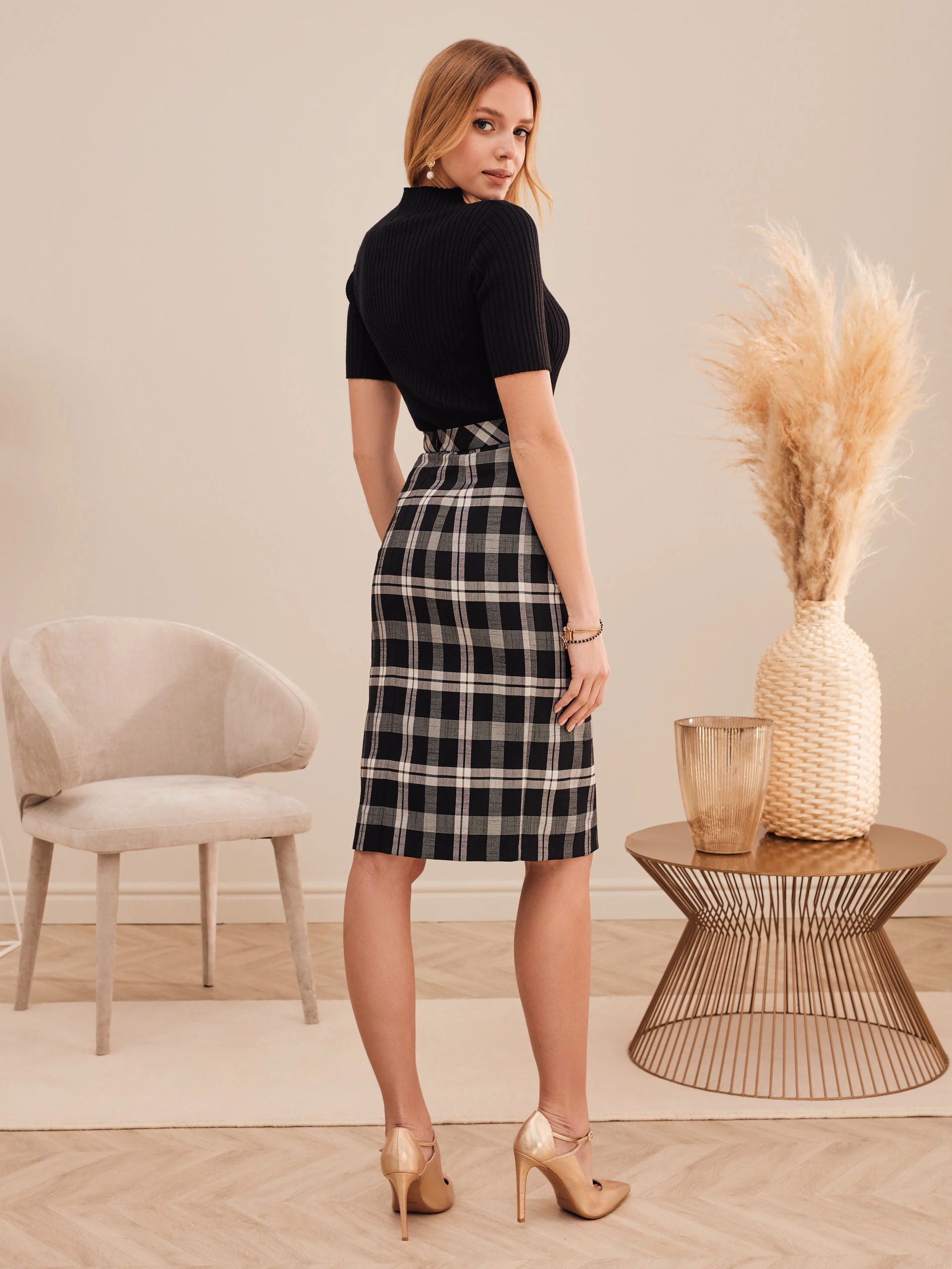 PLAID SKIRT WITH BUTTONS