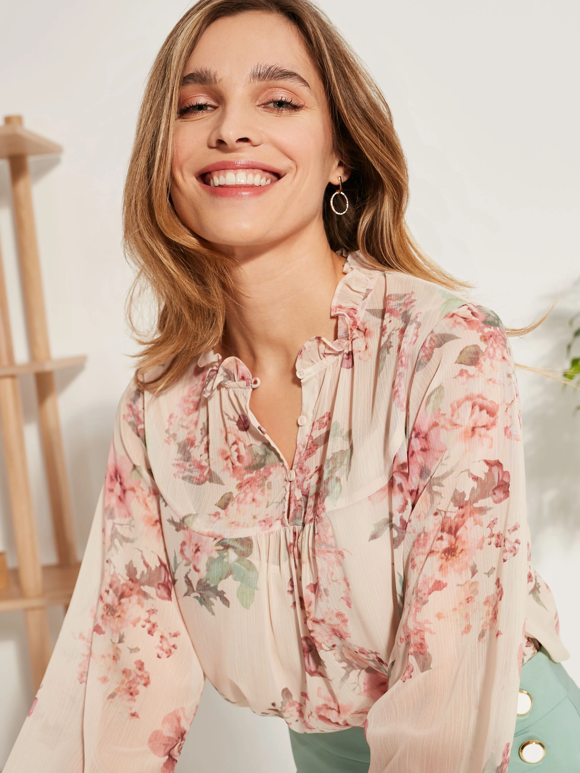 BLOUSE WITH FLORAL PATTERN