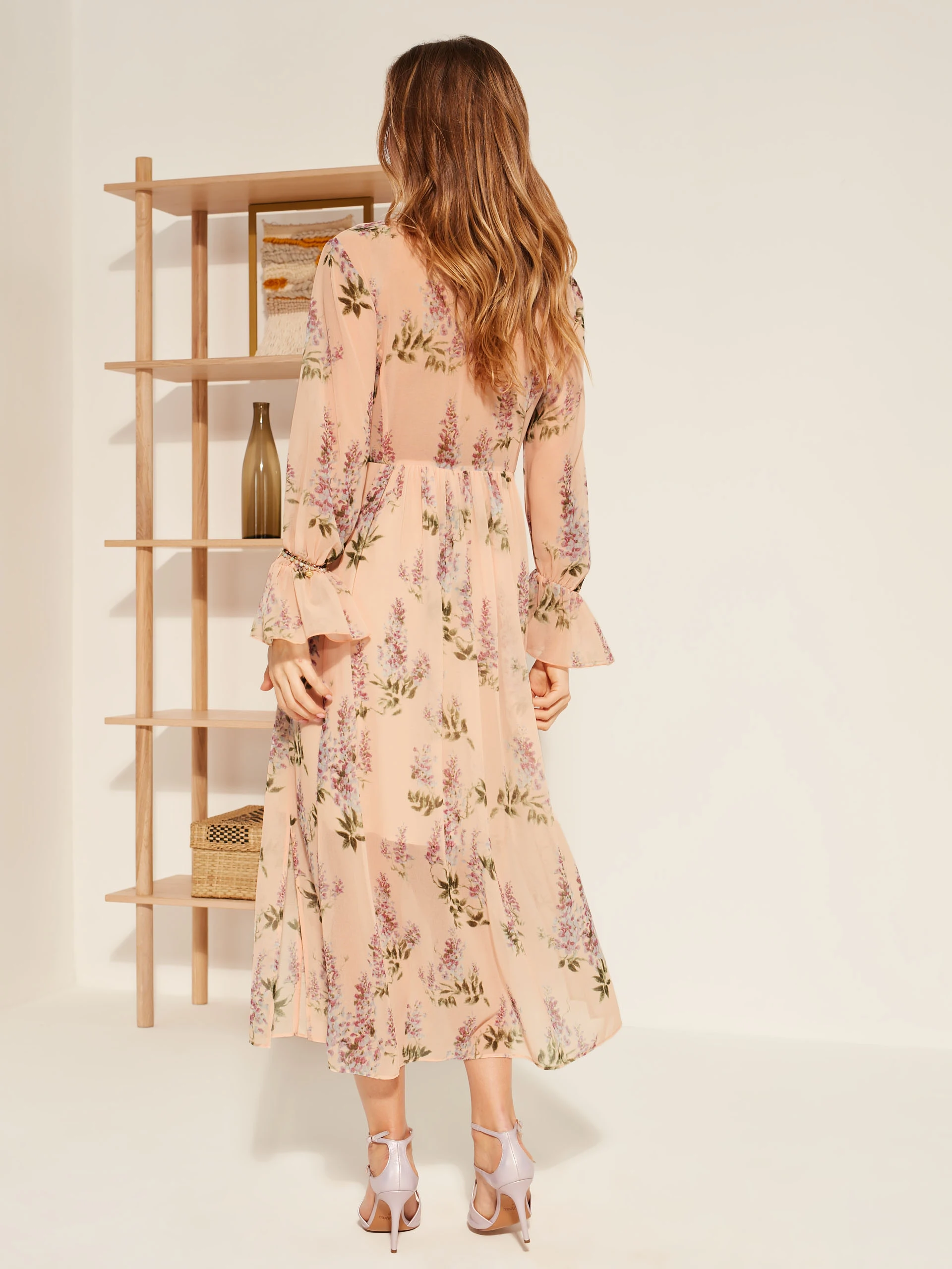 ETHEREAL FLORAL PATTERN DRESS