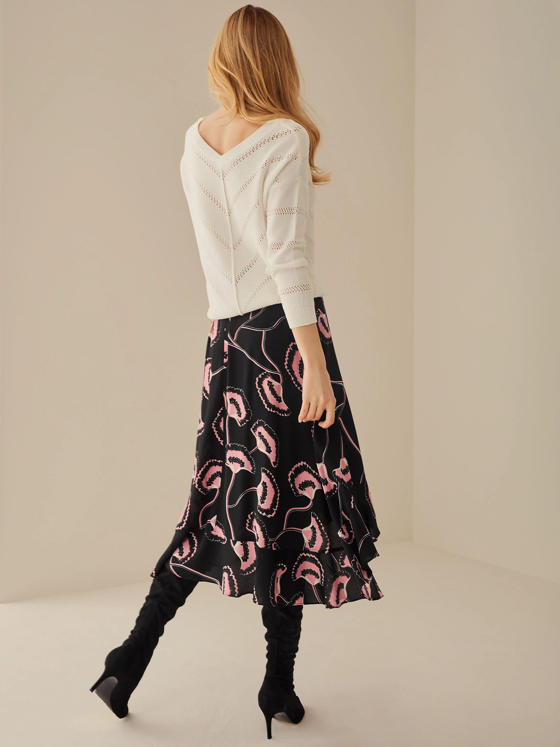 ENVELOPE SKIRT WITH RUFFLE