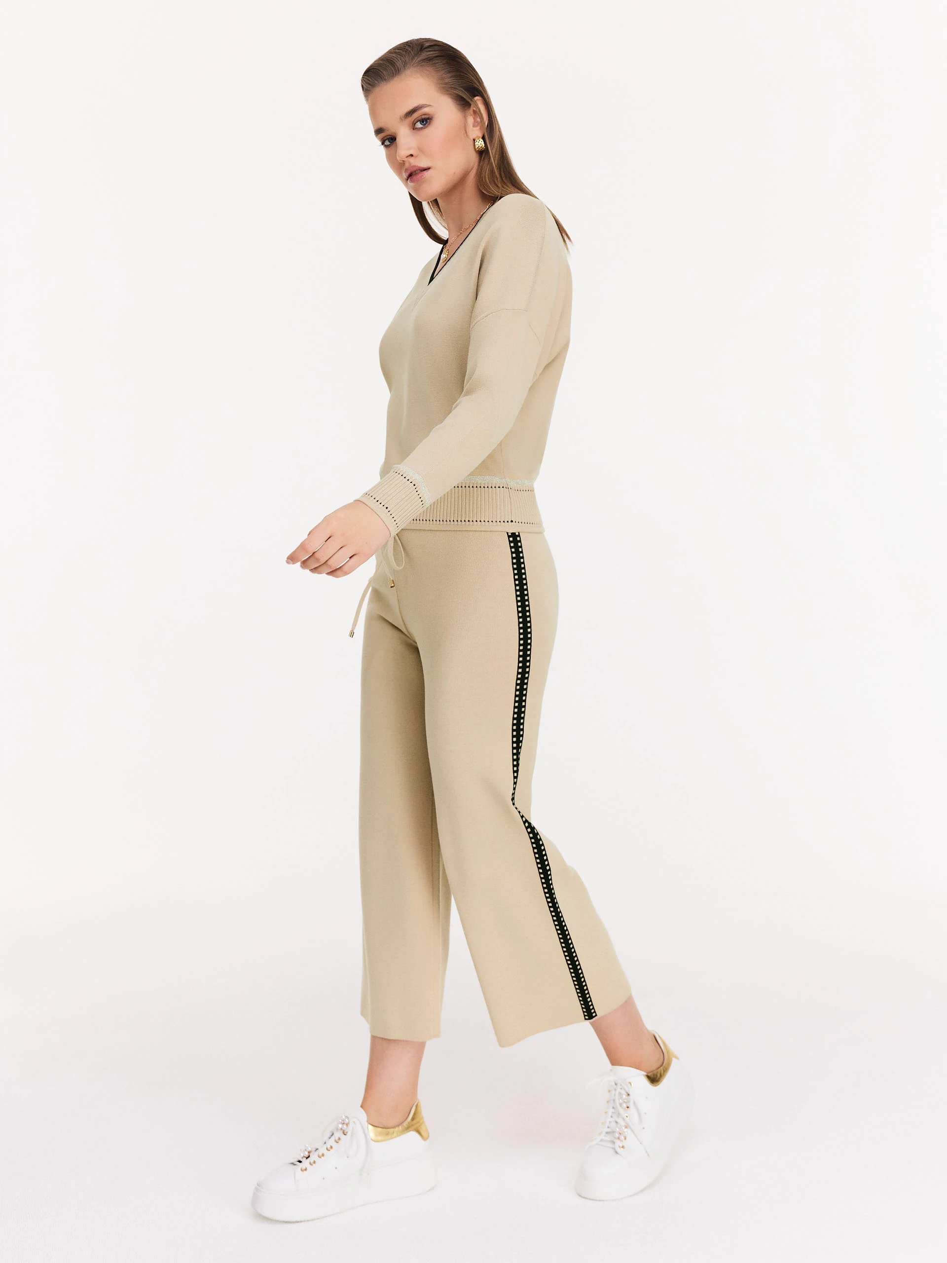 Beige high-waisted pants with piping -Taranko