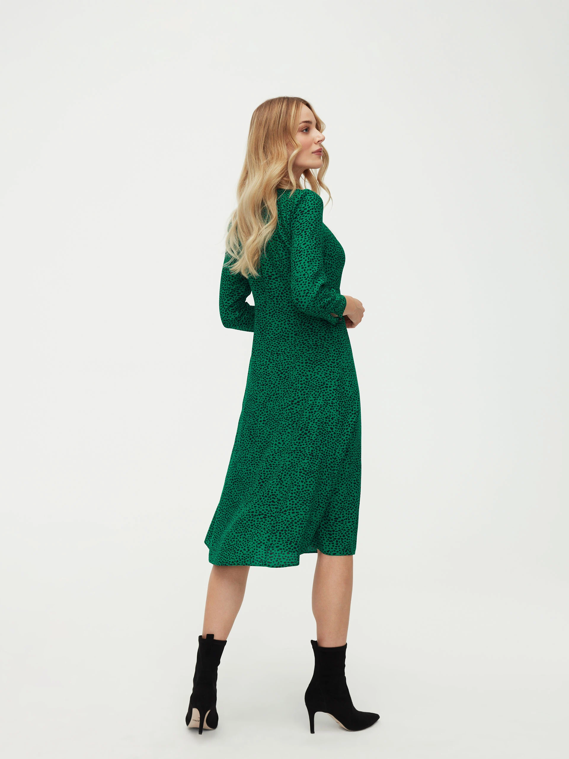 Green dress with delicate pattern