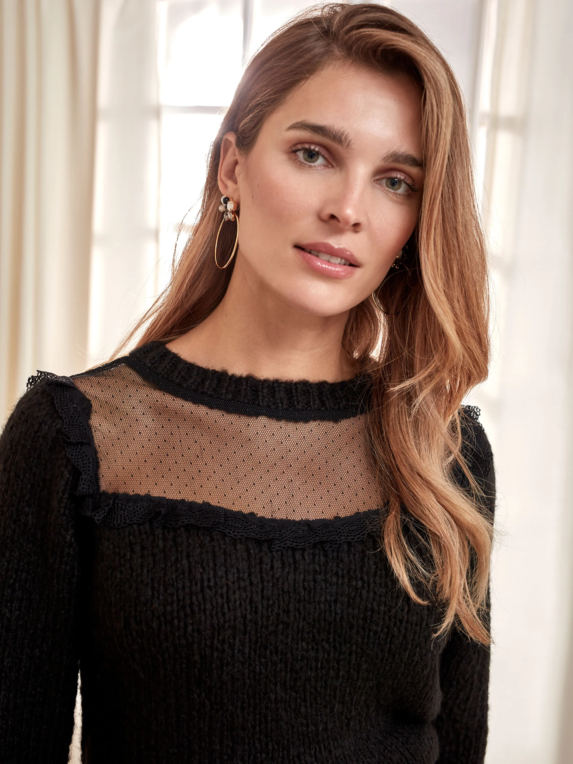 BLACK SWEATER WITH LACE