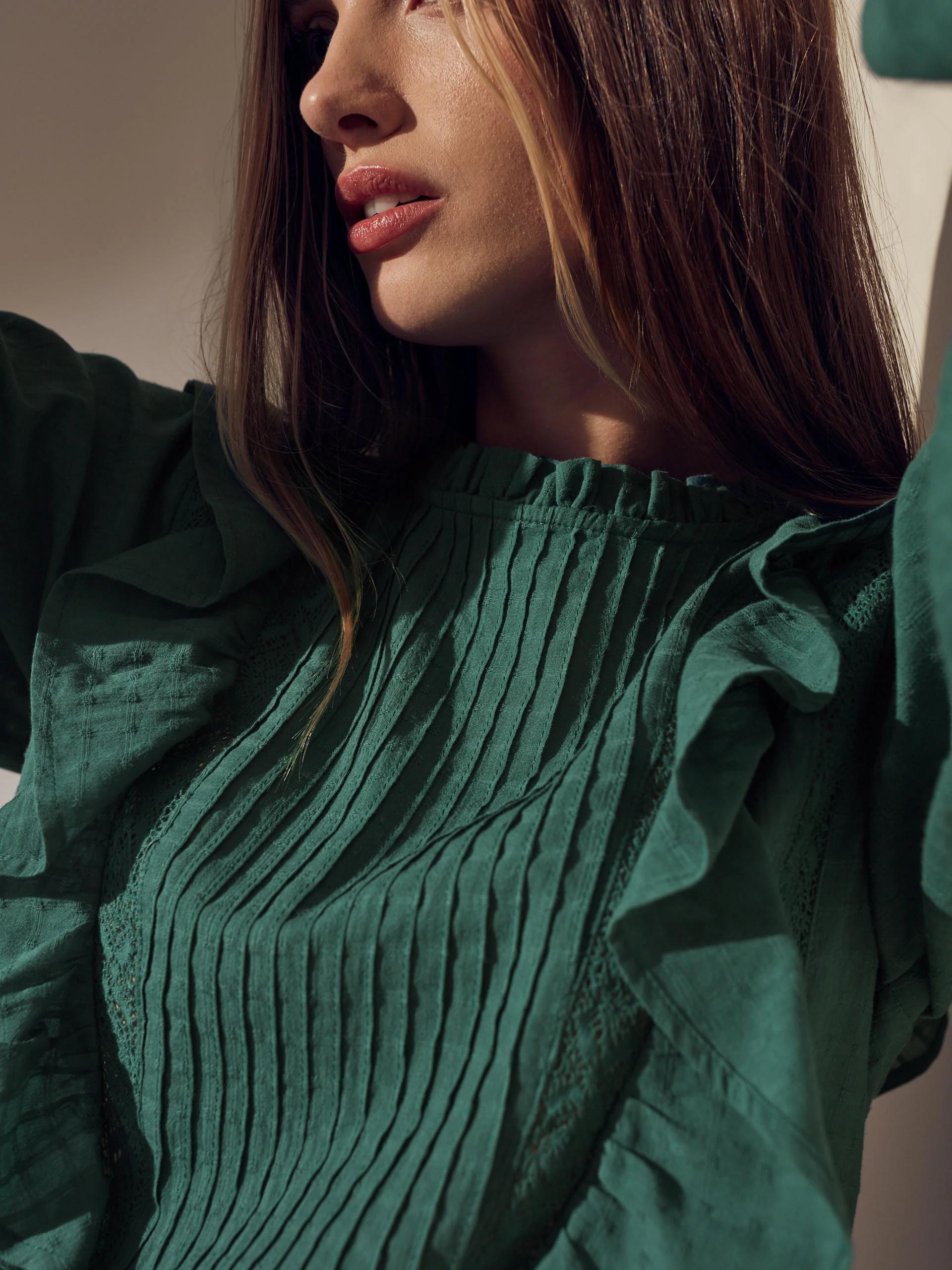 GREEN BLOUSE WITH RUFFLES