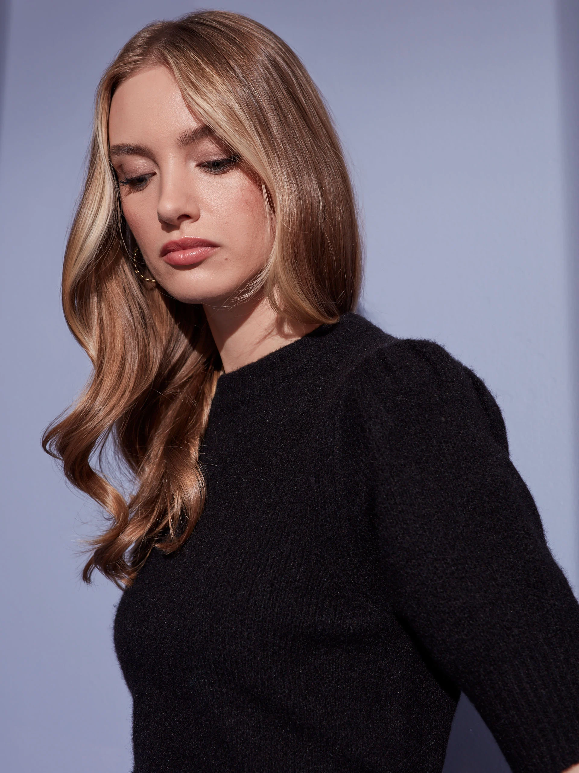 BLACK SWEATER WITH BUFF SLEEVES