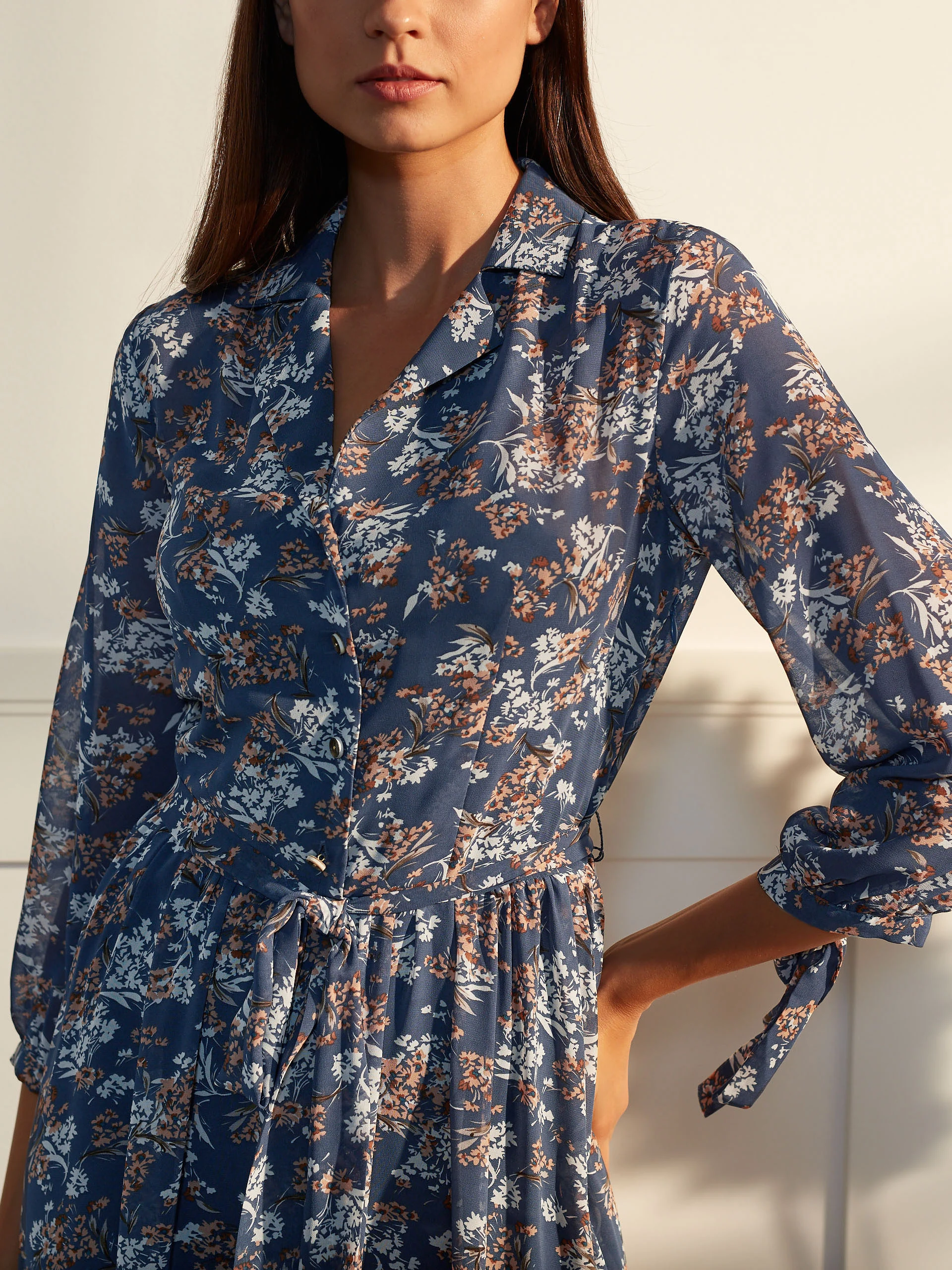 AIRY DRESS WITH FLORAL PATTERN