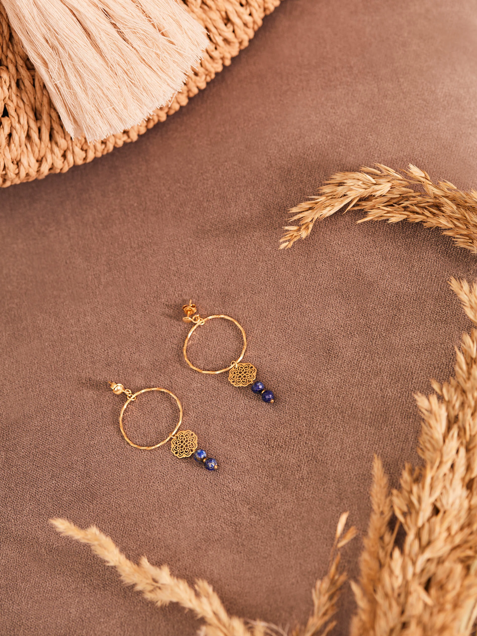 GOLD-PLATED EARRINGS WITH SAPPHIRES