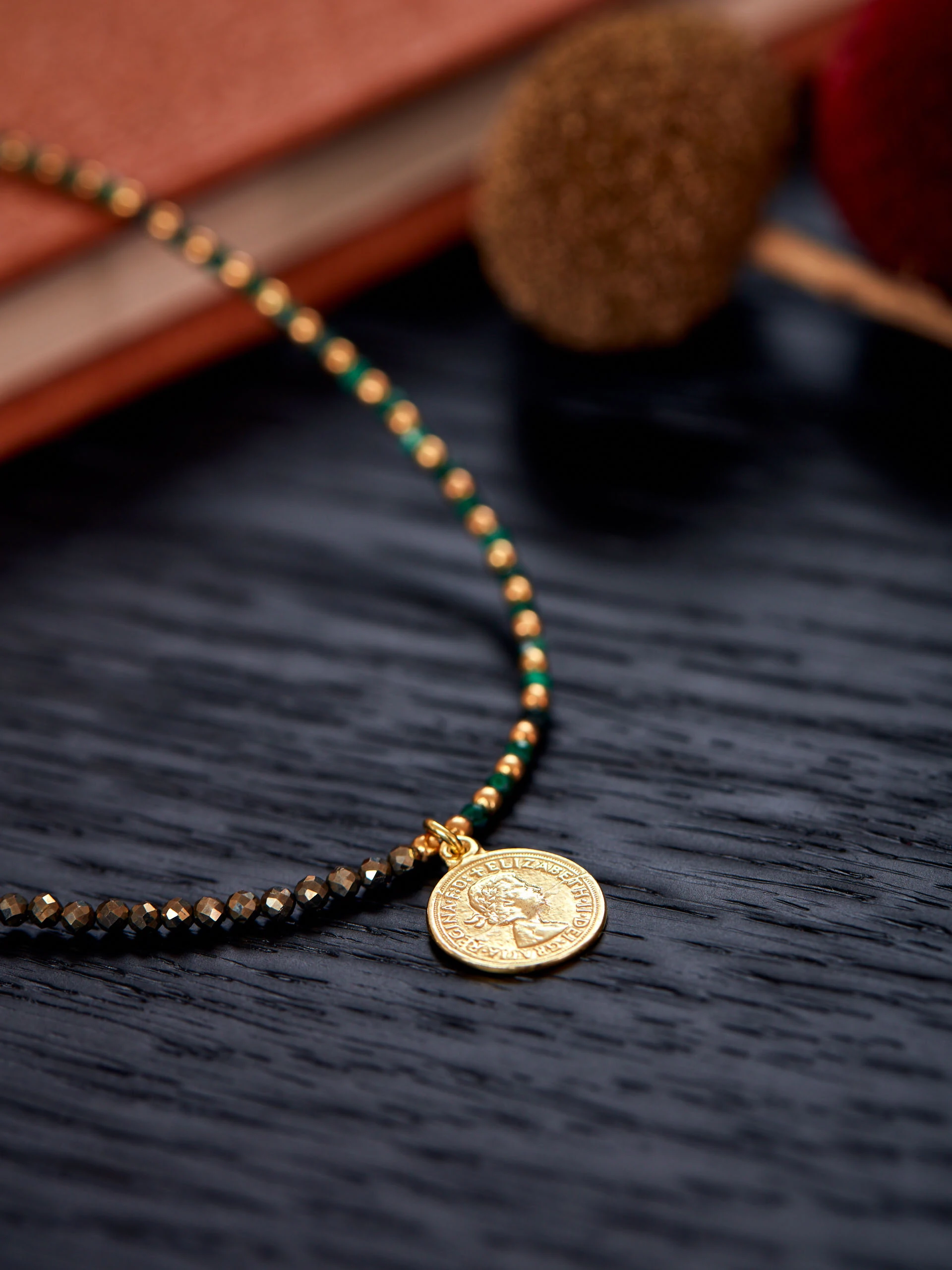 NECKLACE WITH COIN