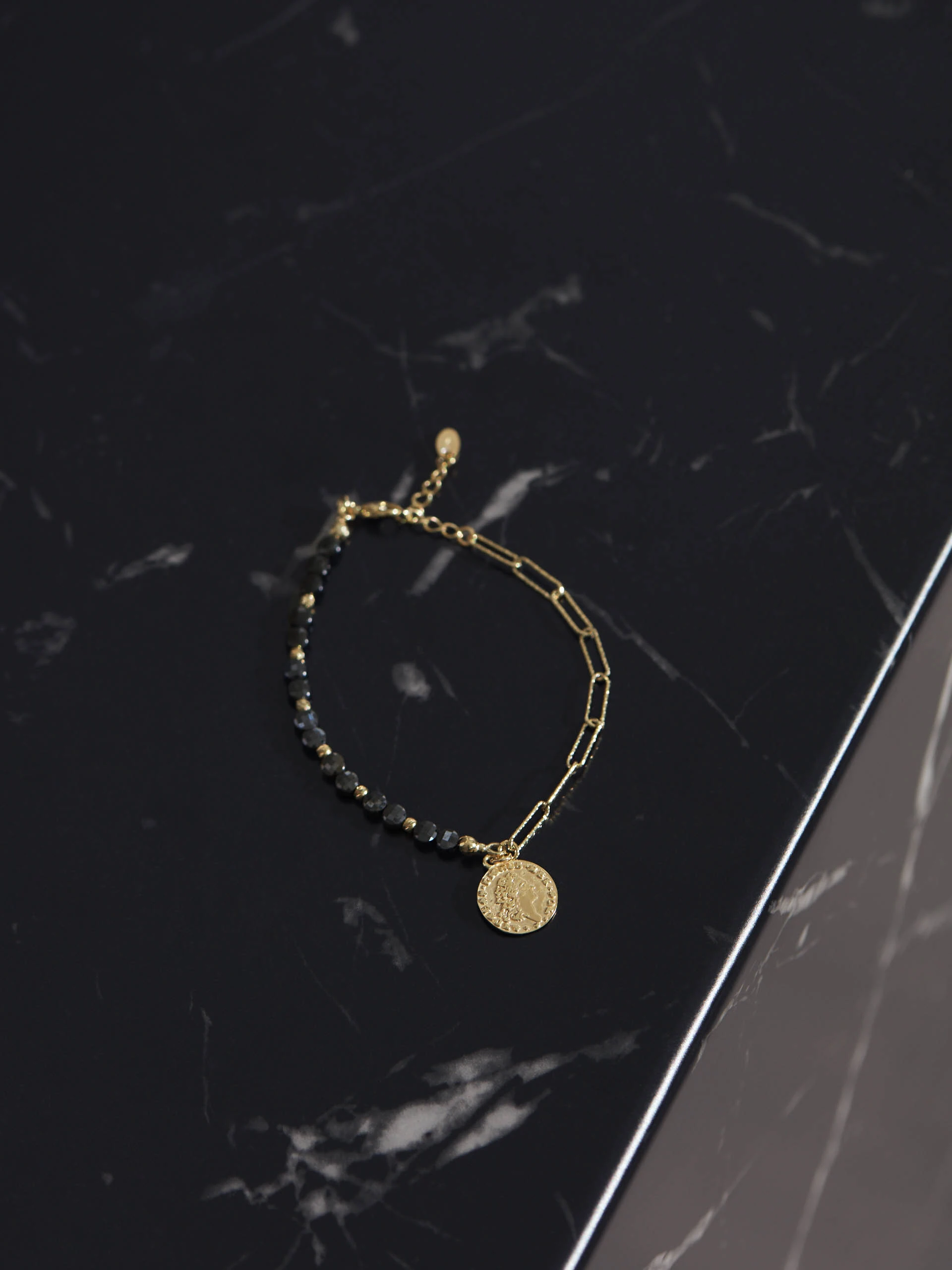 GOLD PLATED BRACELET WITH COIN