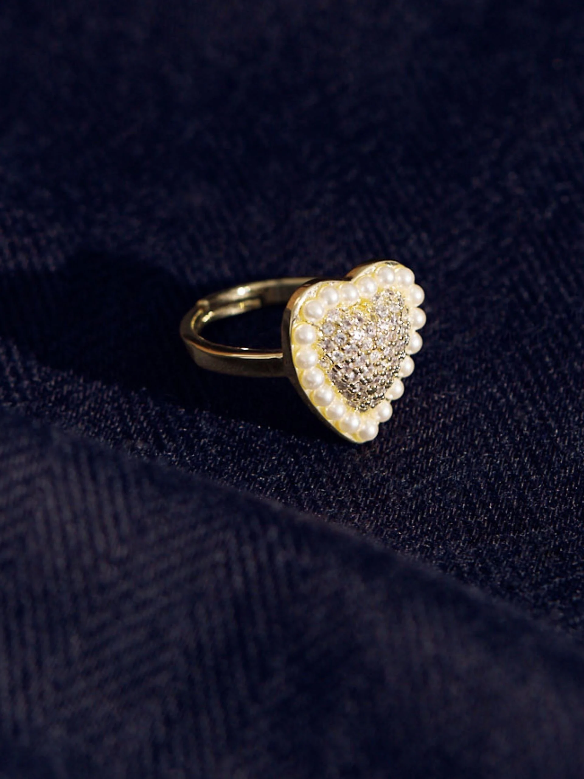 RING WITH A HEART