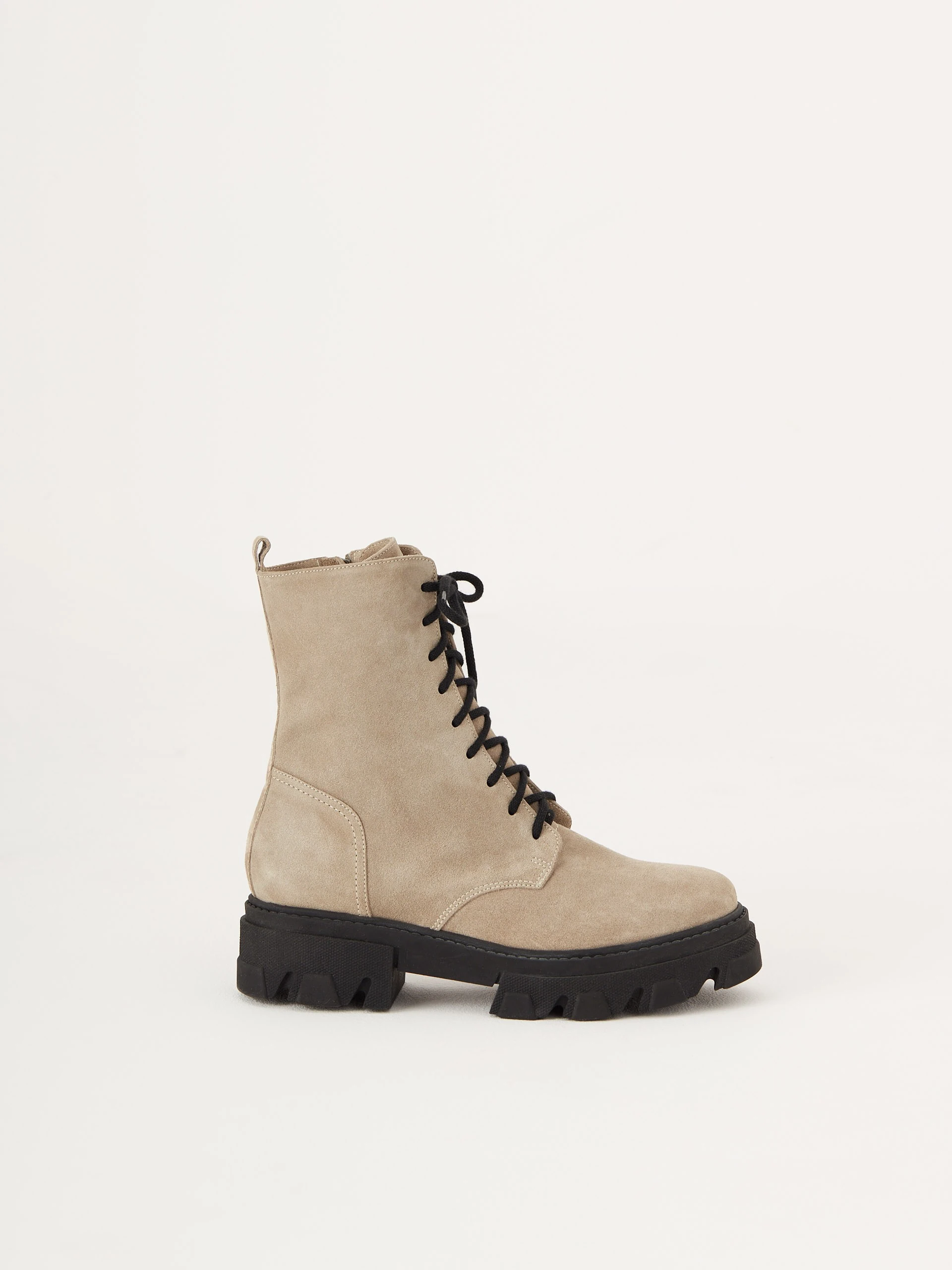Beige boots from natural leather