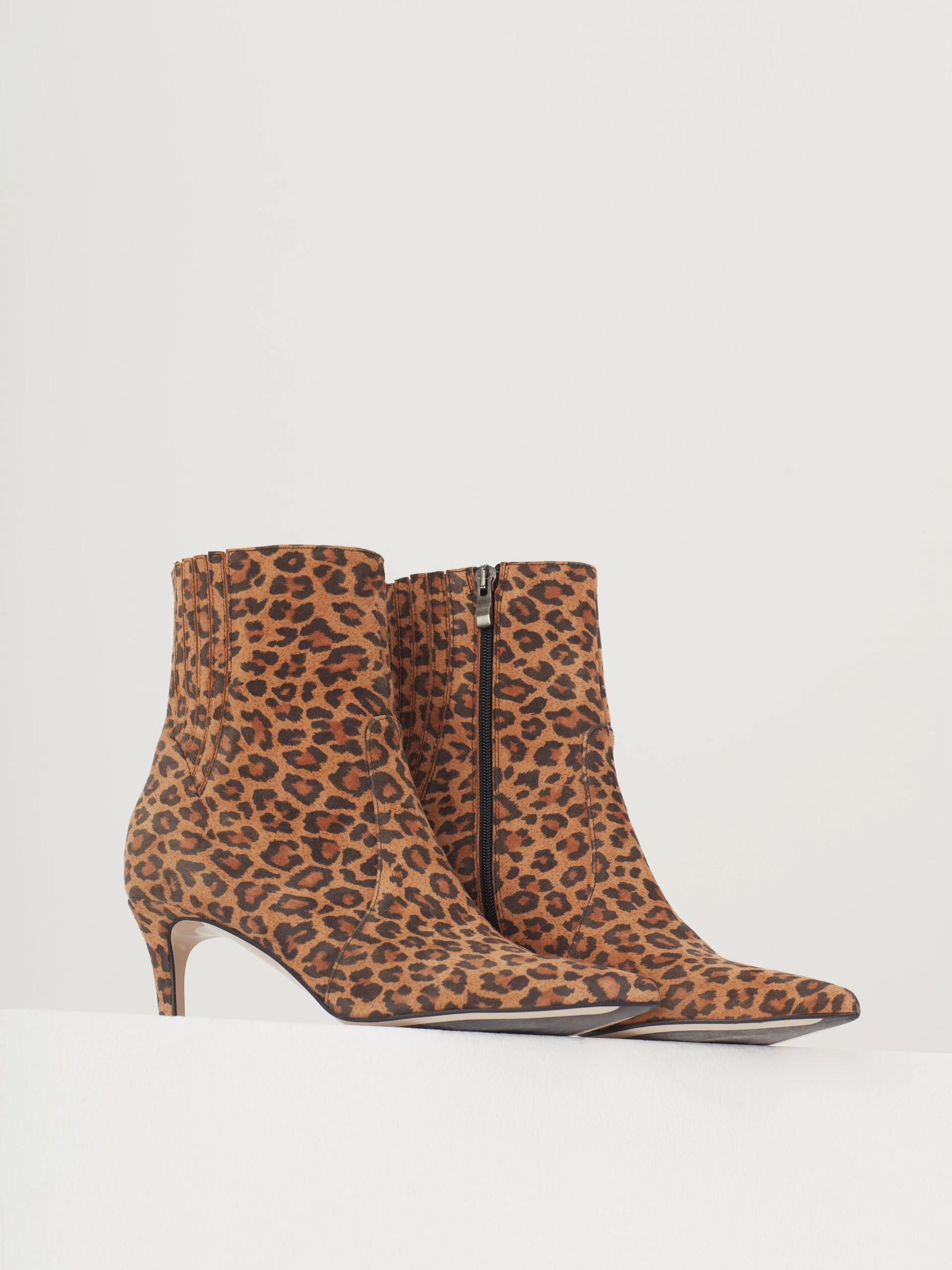 Boots in animal pattern