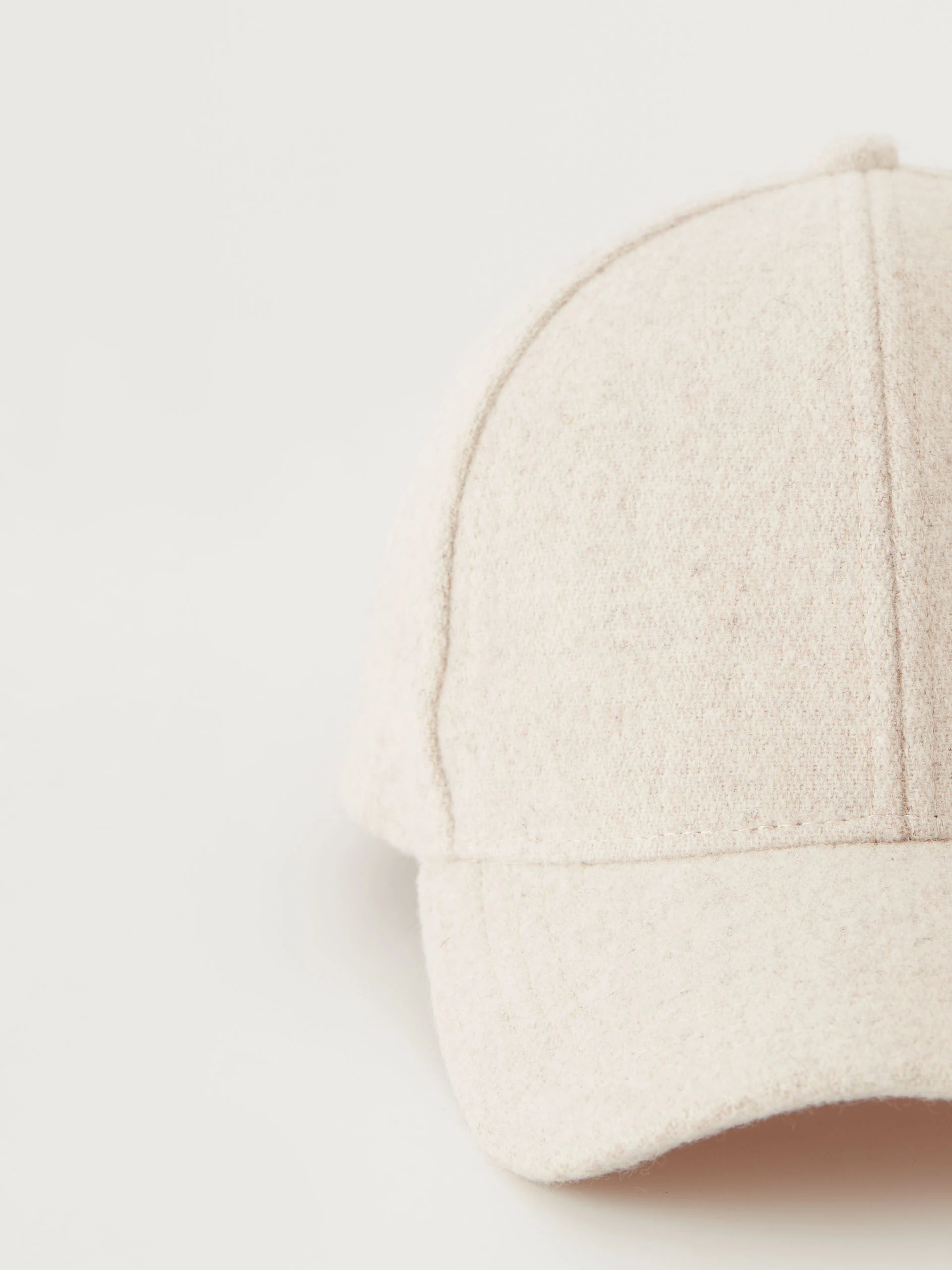 wool with baseball cap Beige fabric-Taranko