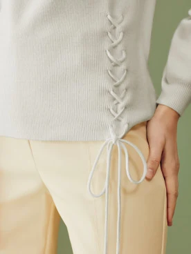 SWEATER WITH BINDING