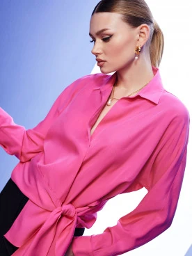 Pink lyocell shirt with envelope neckline