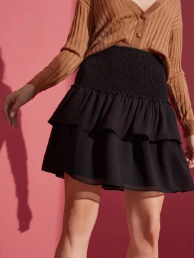 BLACK SHORT SKIRT