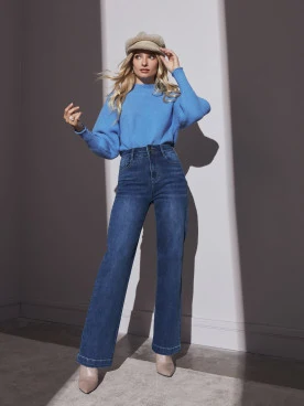 BLUE TURTLENECK SWEATER