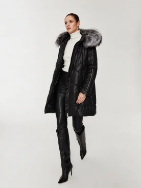 Quilted coat in black