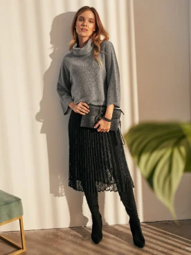 OVERSIZED TURTLENECK SWEATER