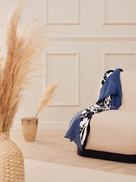 BLUE PATTERNED SCARF