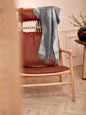 DOUBLE SIDED WOOL SCARF