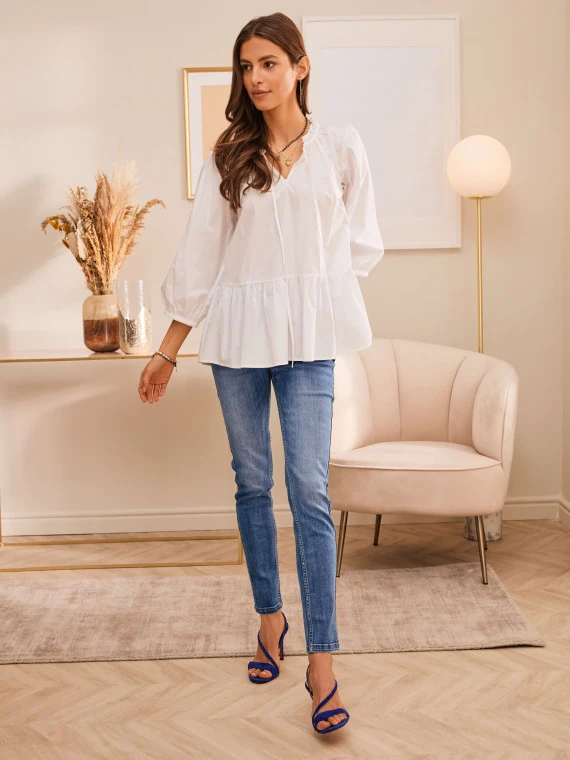 LOOSE WHITE BLOUSE WITH STITCHING AT THE WAIST