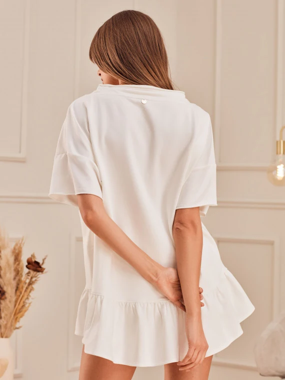 WHITE BLOUSE WITH BINDING AT THE NECKLINE
