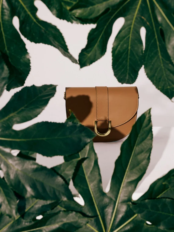 Handbag postbag in brown color