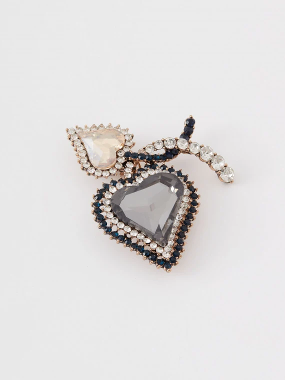 Black heart-shaped brooch