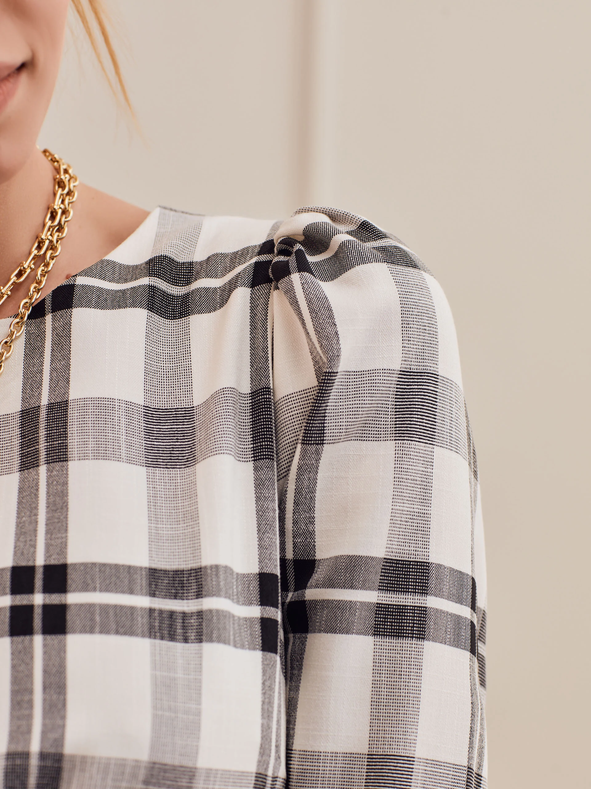 CHECKERED DRESS WITH BUTTONS