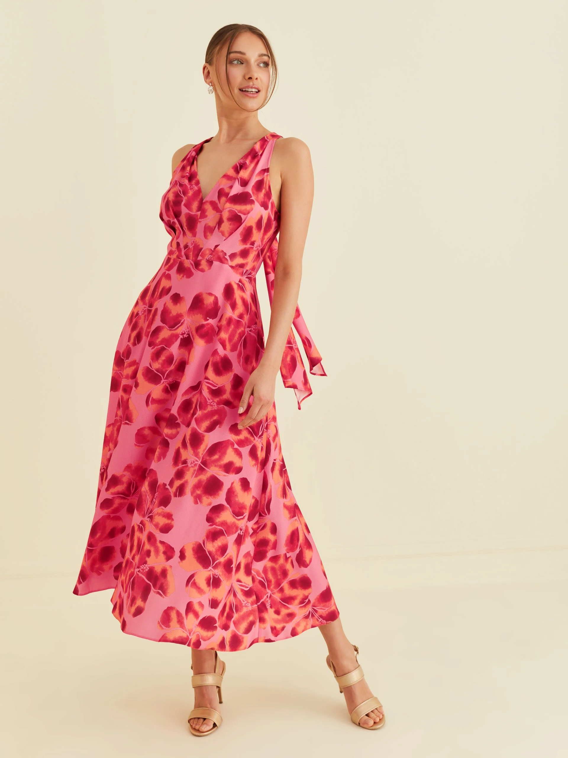 FLORAL DRESS WITH BACK TIE