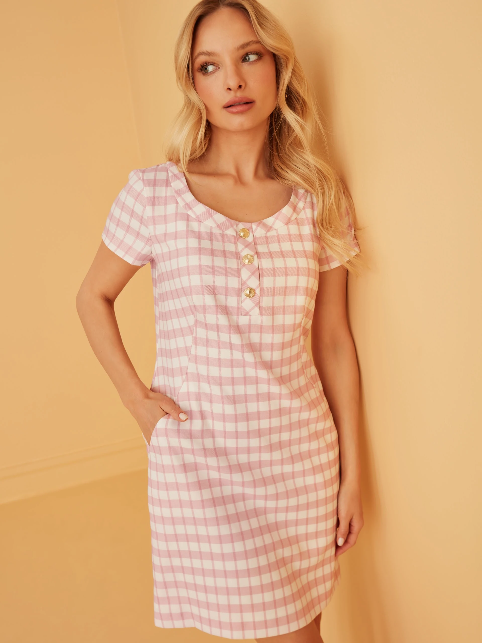 PINK SHORT-SLEEVE DRESS