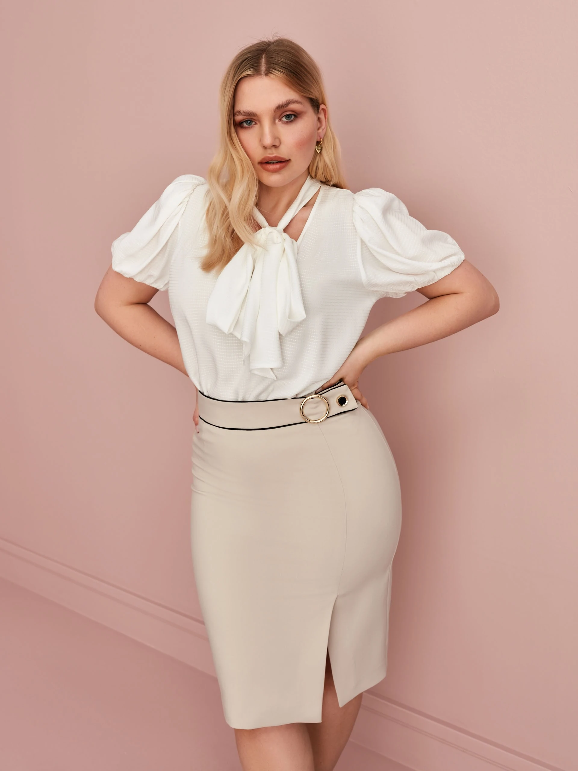 BEIGE SKIRT