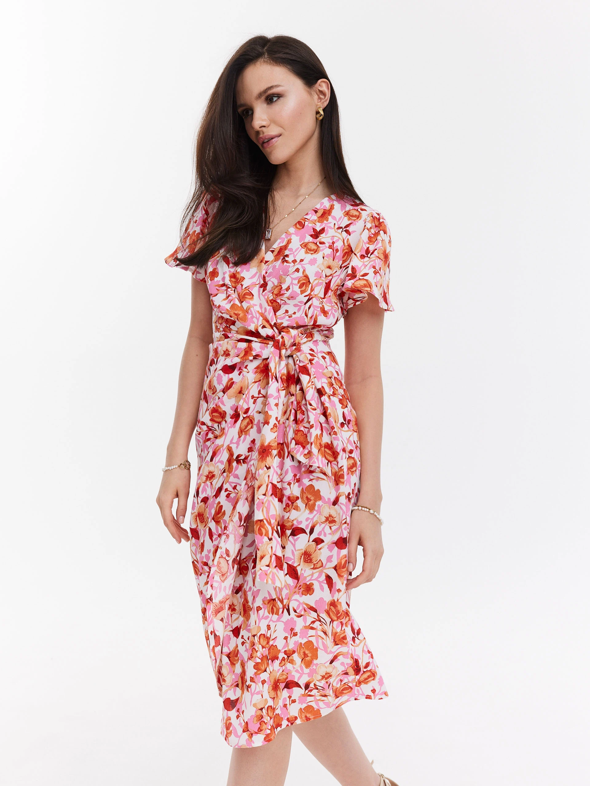 Flower dress with envelope neckline