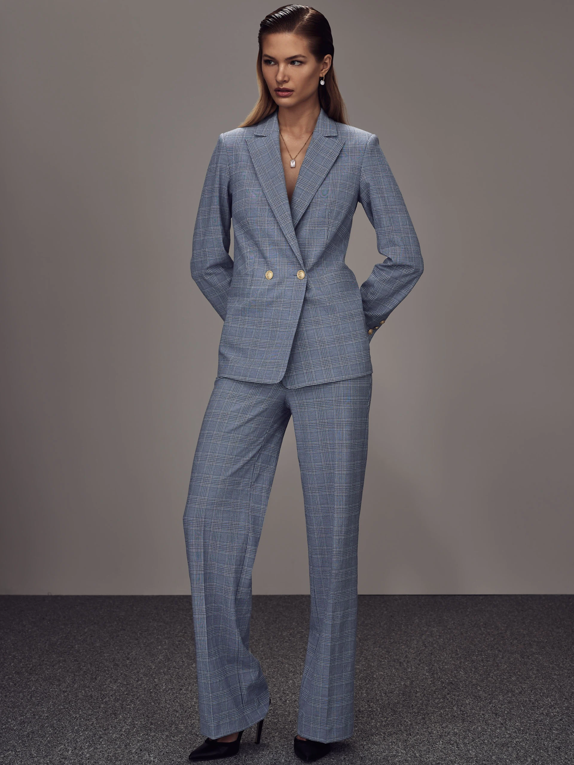 High-waisted plaid pants