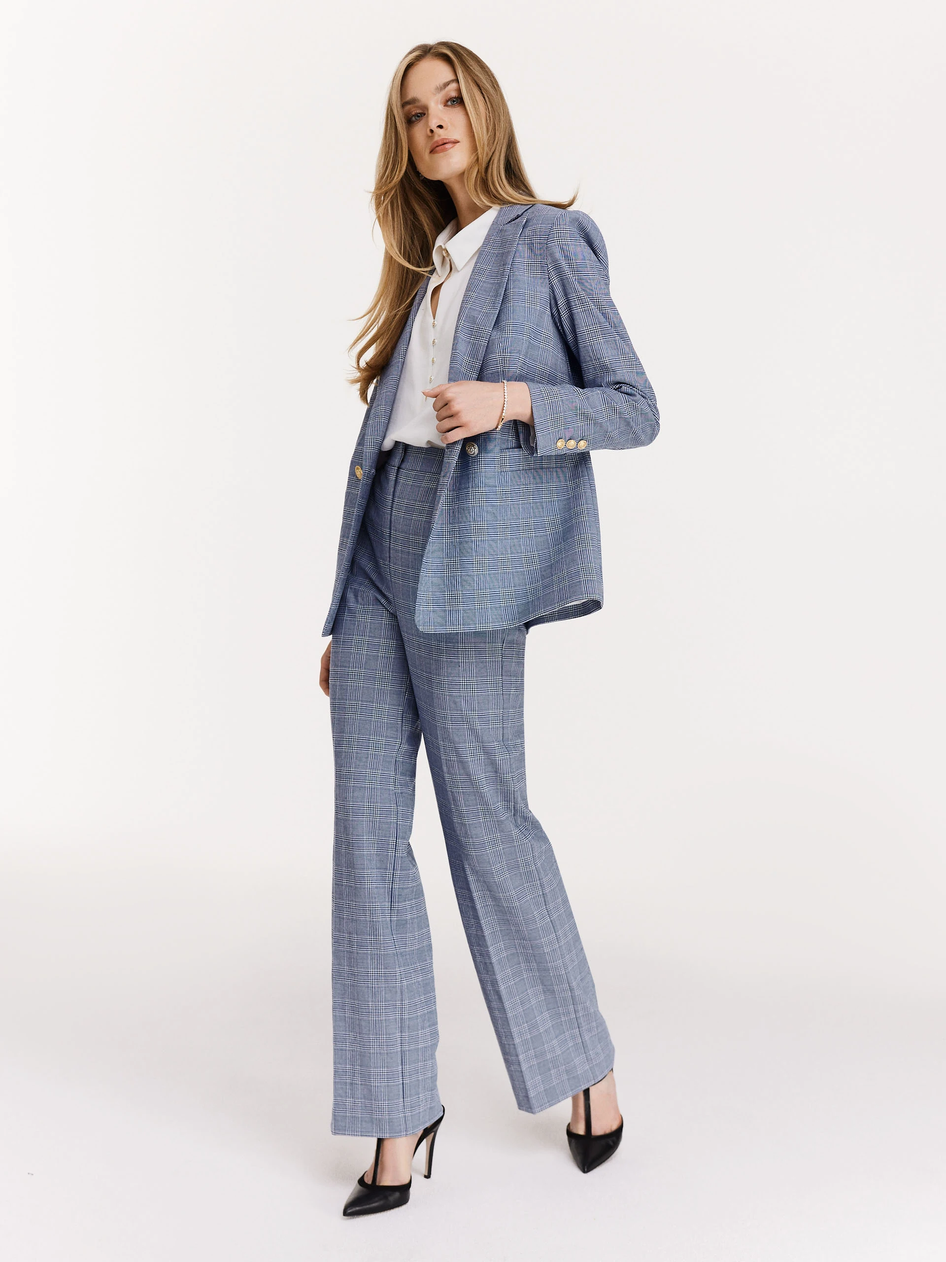 High-waisted plaid pants