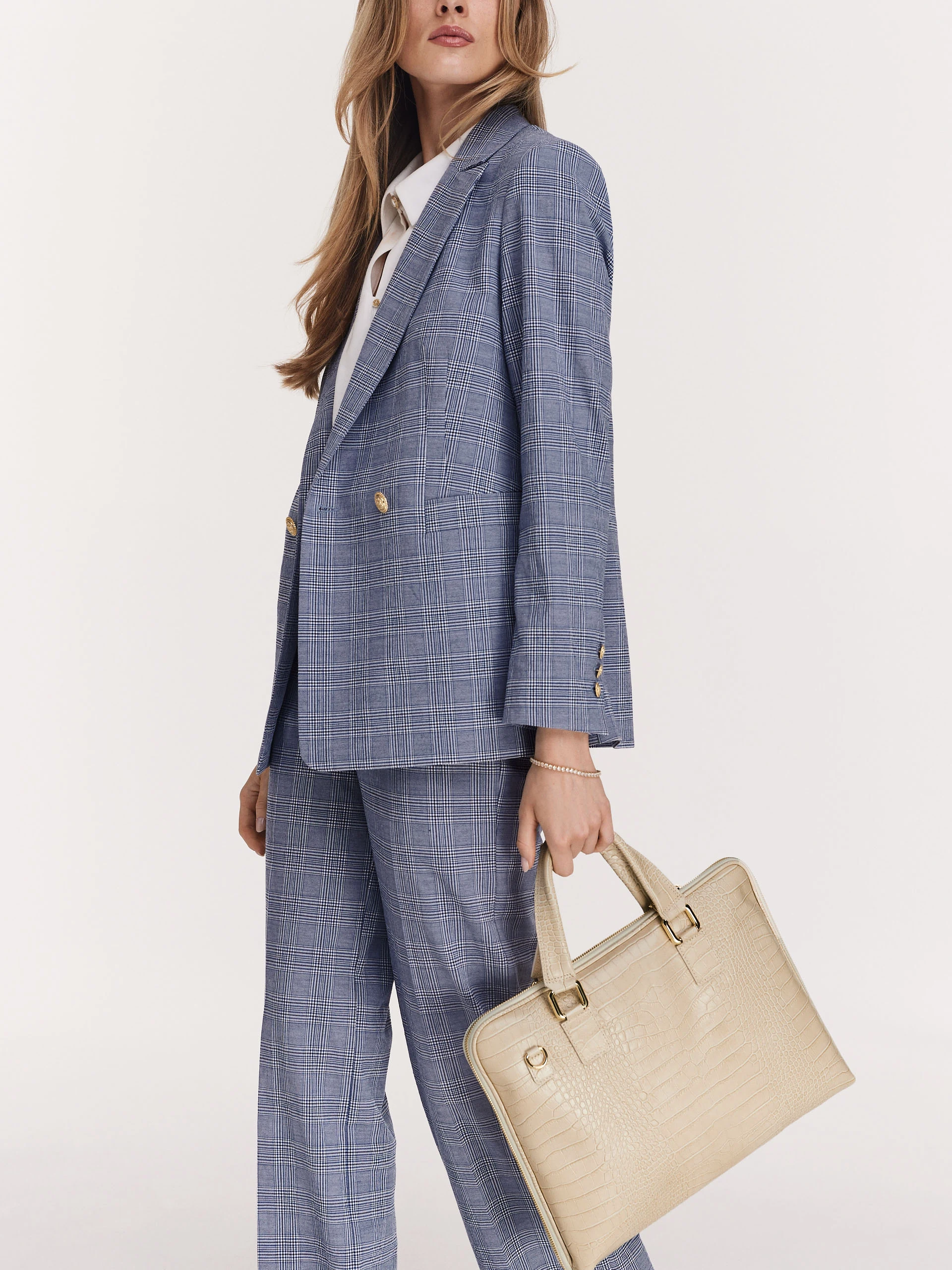 High-waisted plaid pants