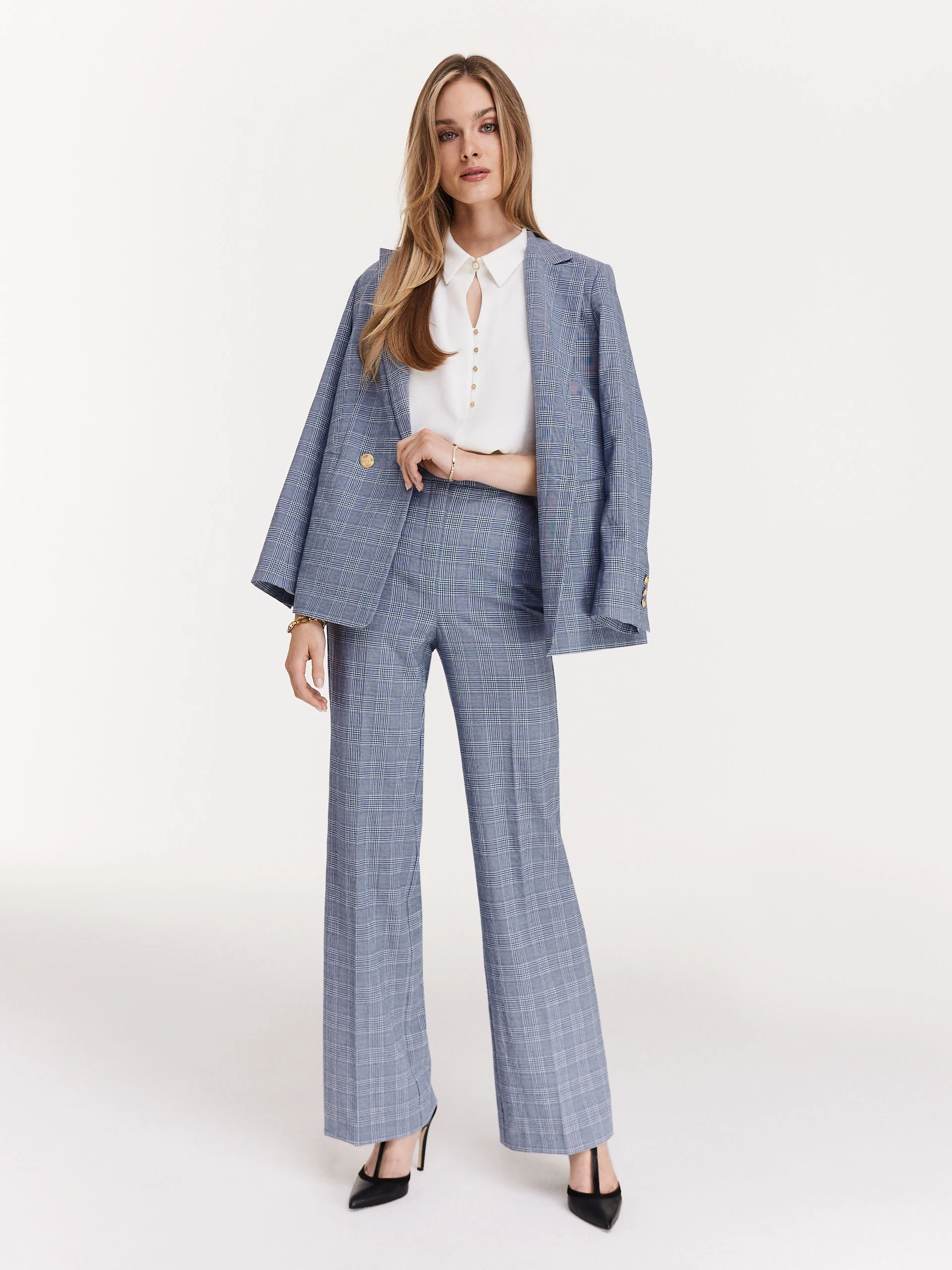 High-waisted plaid pants