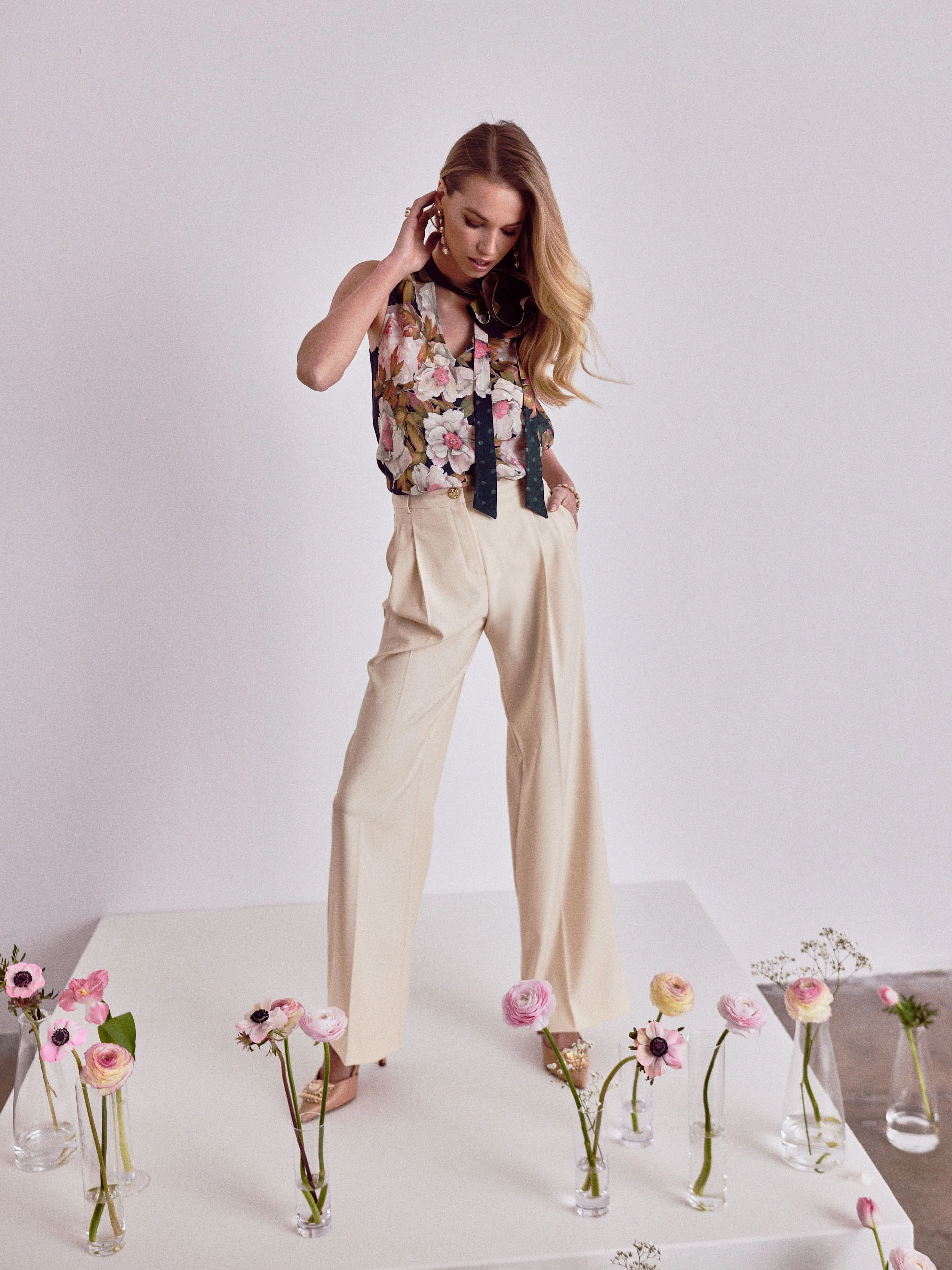 Floral viscose blouse with neck ties