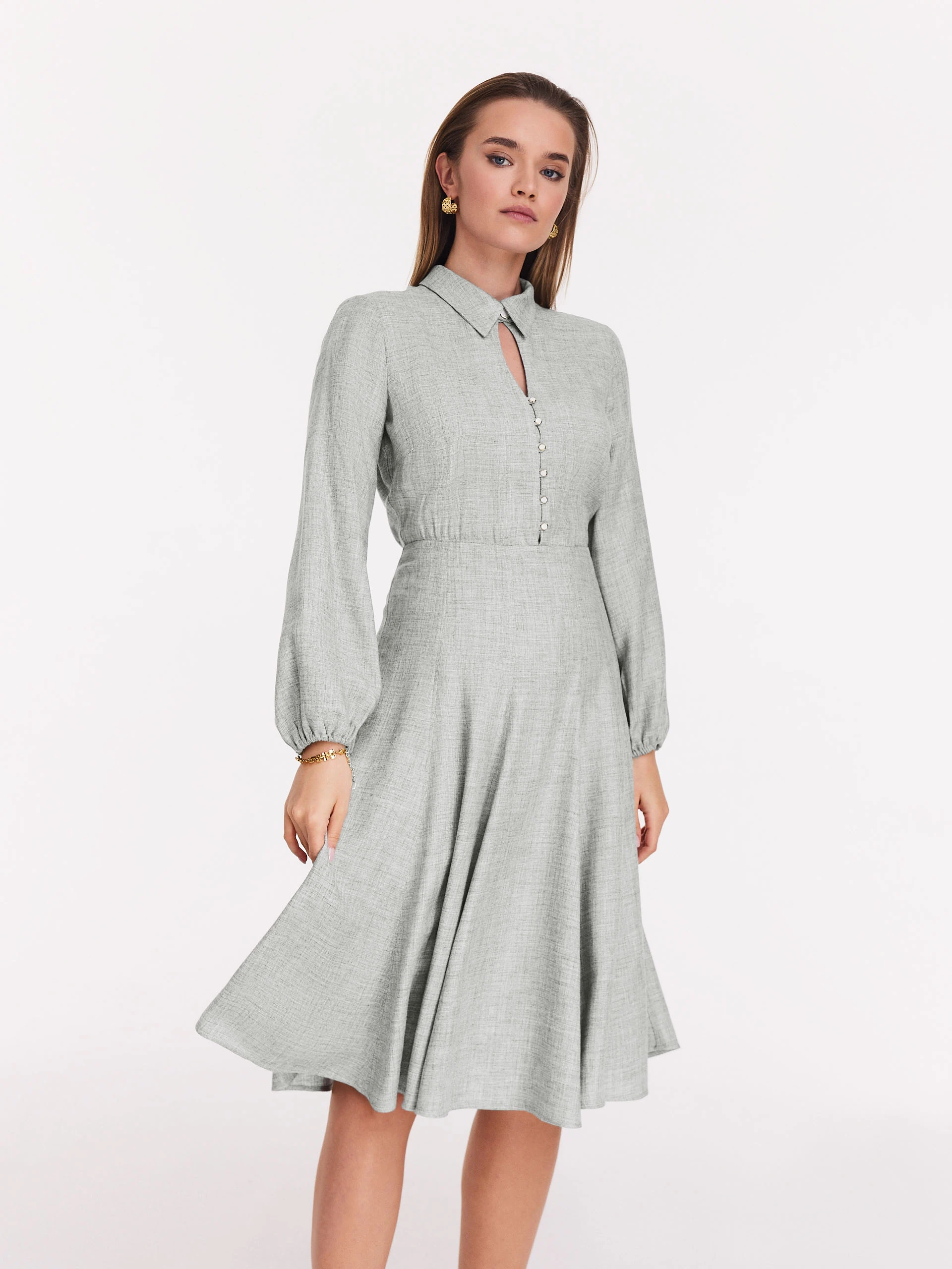 Szara sukienka w stylu retro
