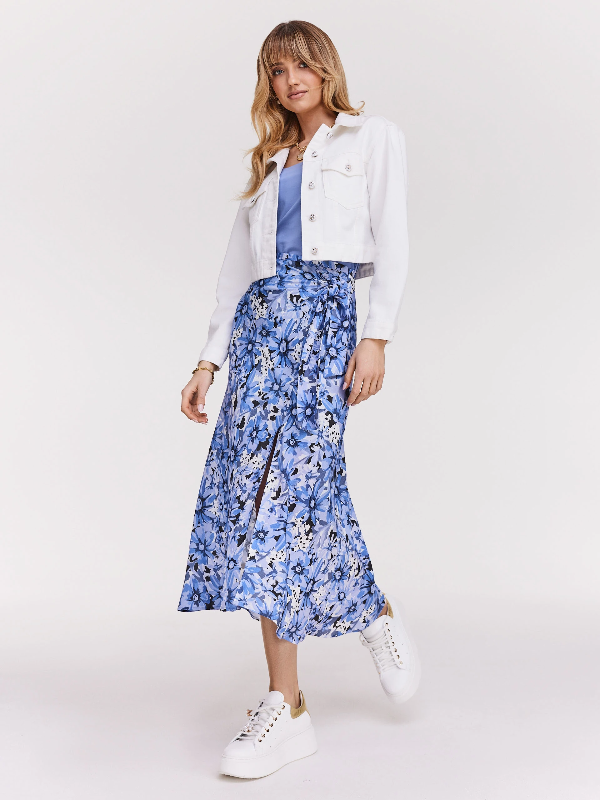 Fitted floral midi skirt