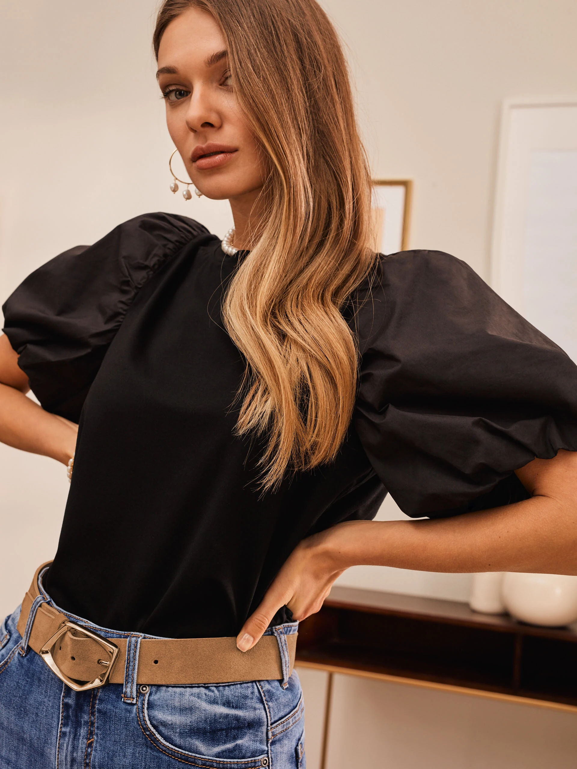 BLACK BLOUSE WITH BUFF SLEEVES