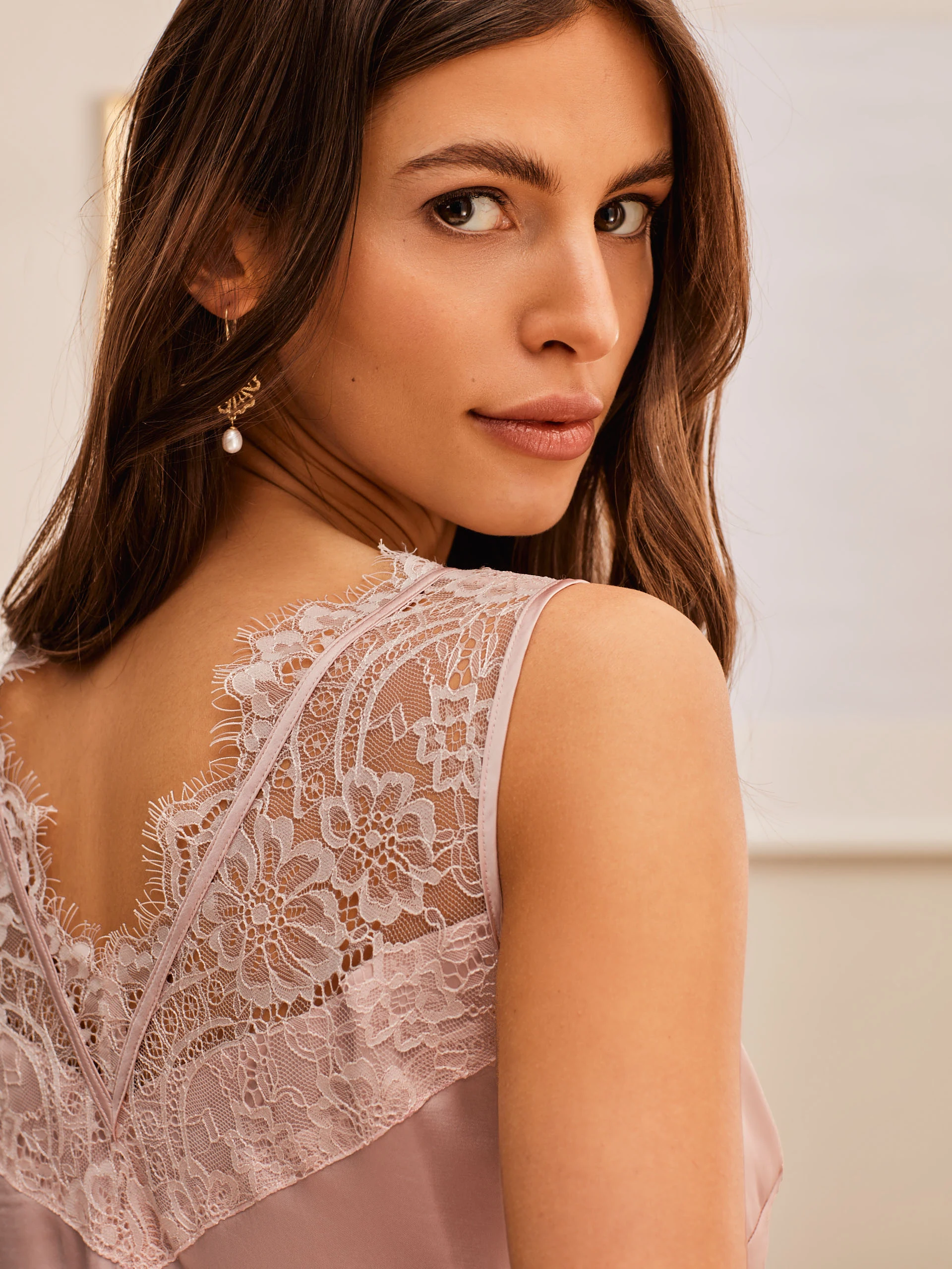 PINK BLOUSE WITH LACE