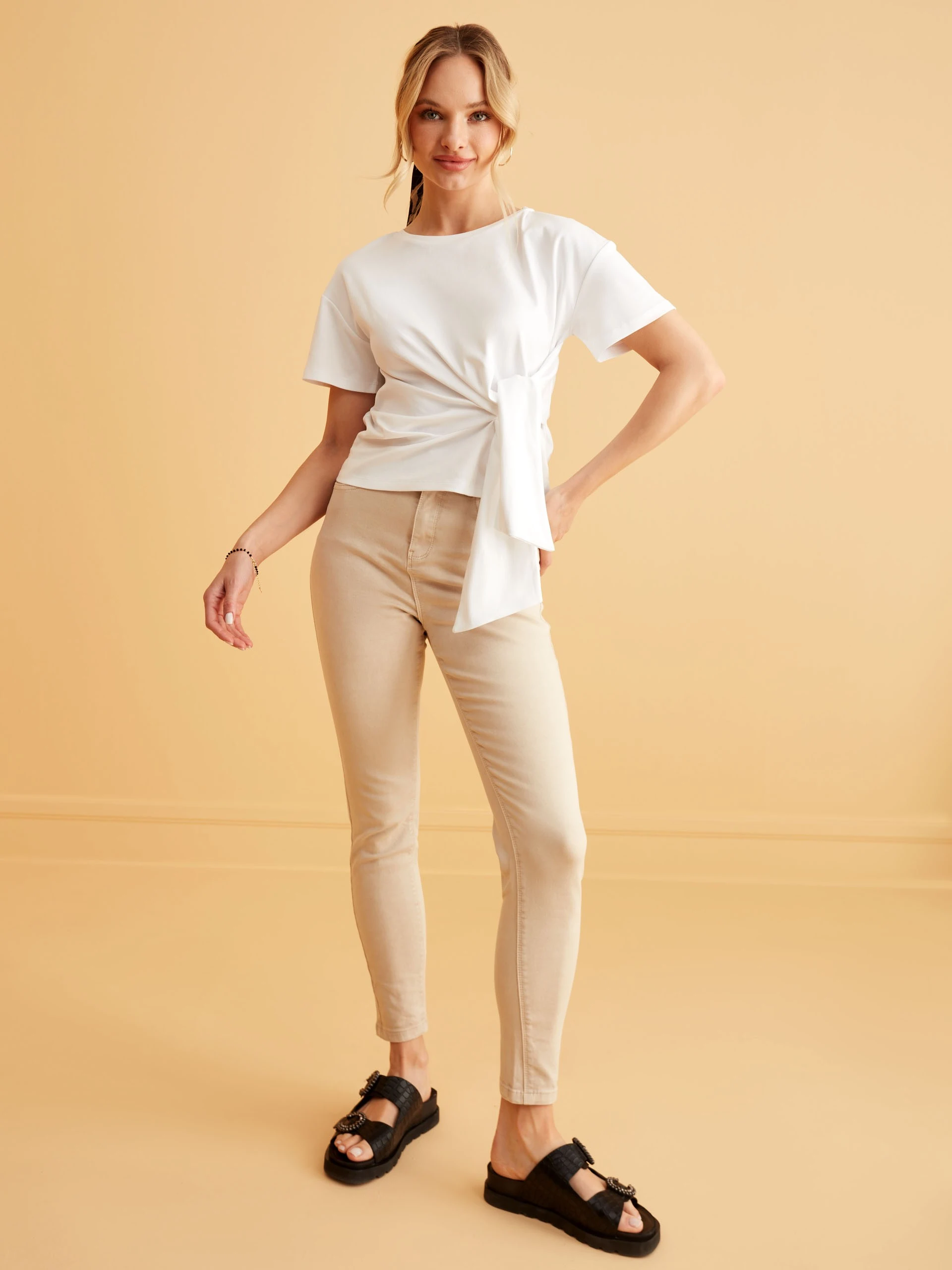 WHITE SHORT SLEEVE BLOUSE