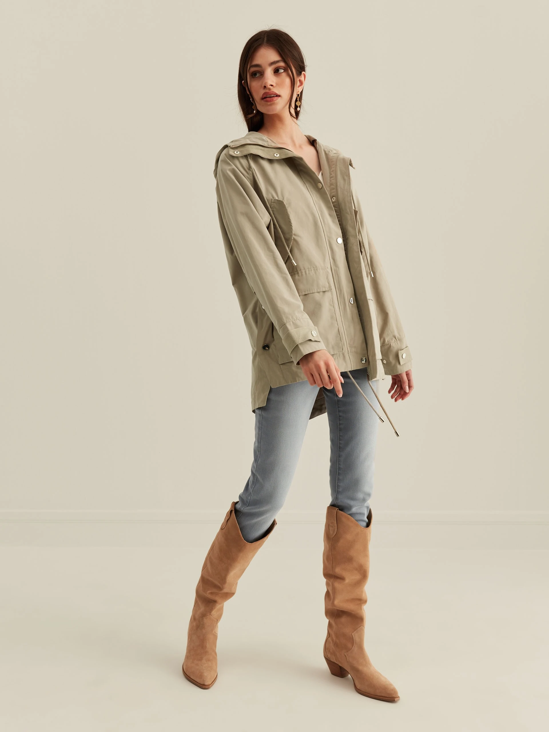 SPRING COAT IN KHAKI COLOR