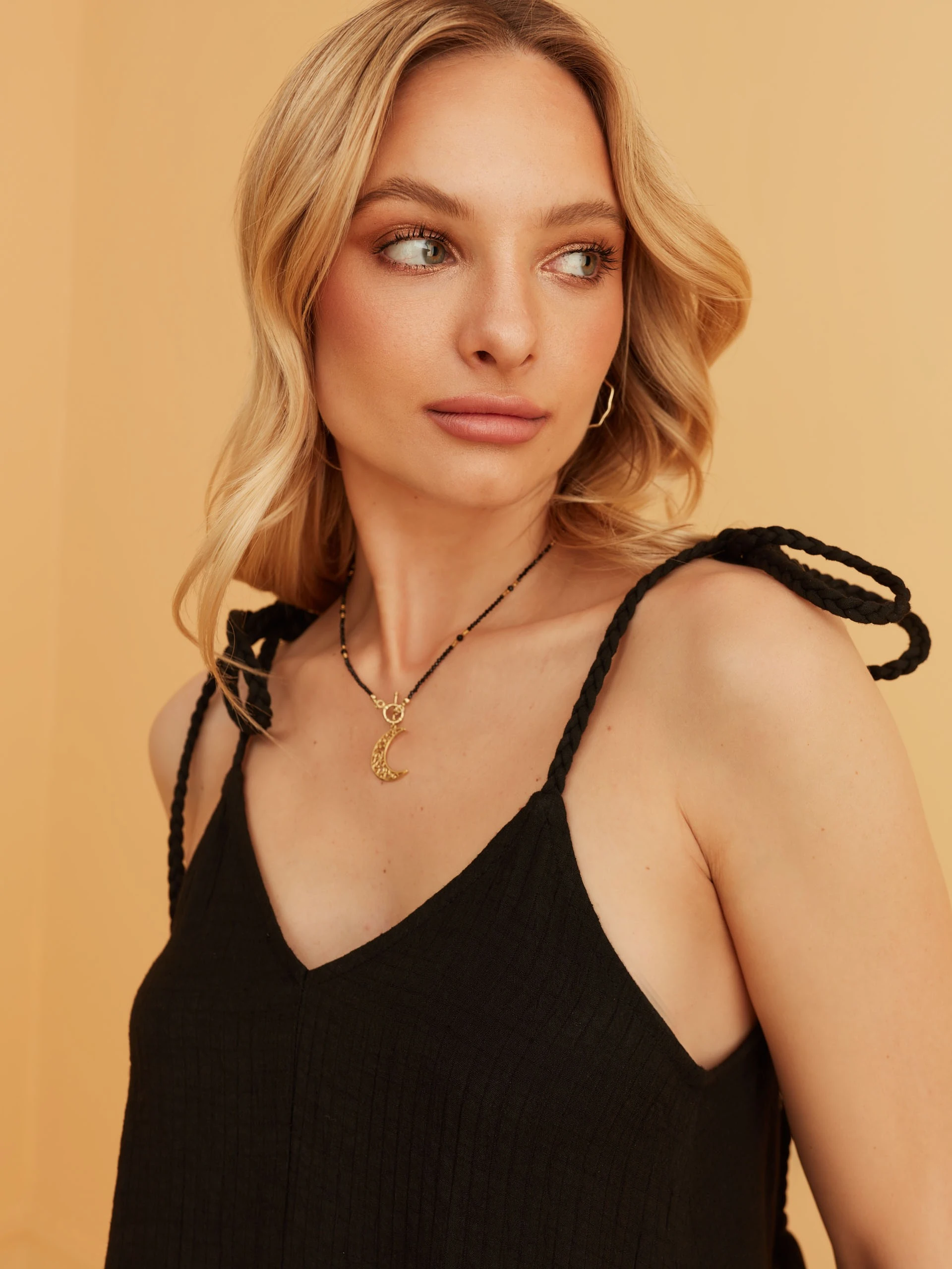 BLACK MAXI DRESS WITH TIED STRAPS
