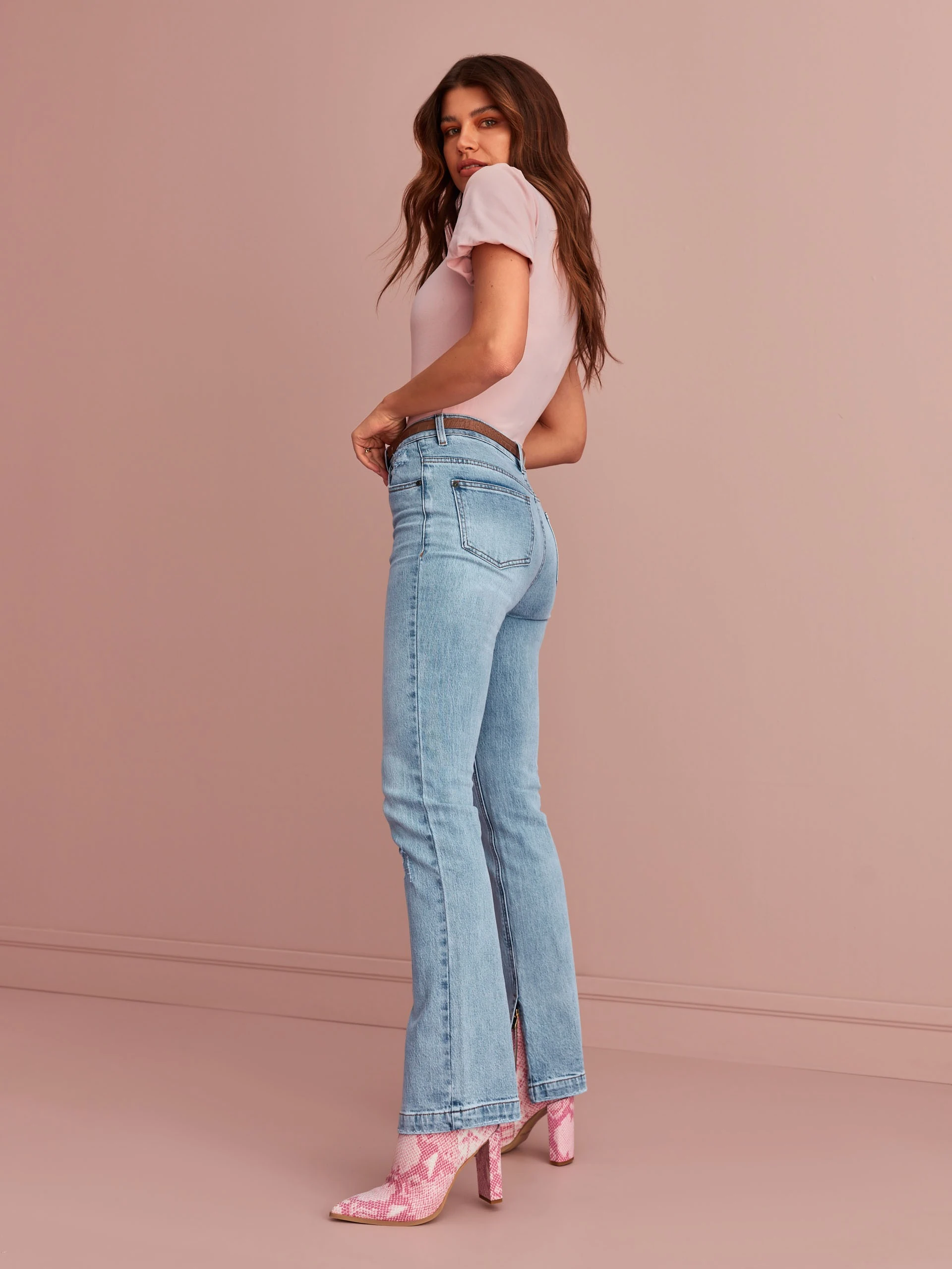 BLUE JEANS WITH WIDE LEG