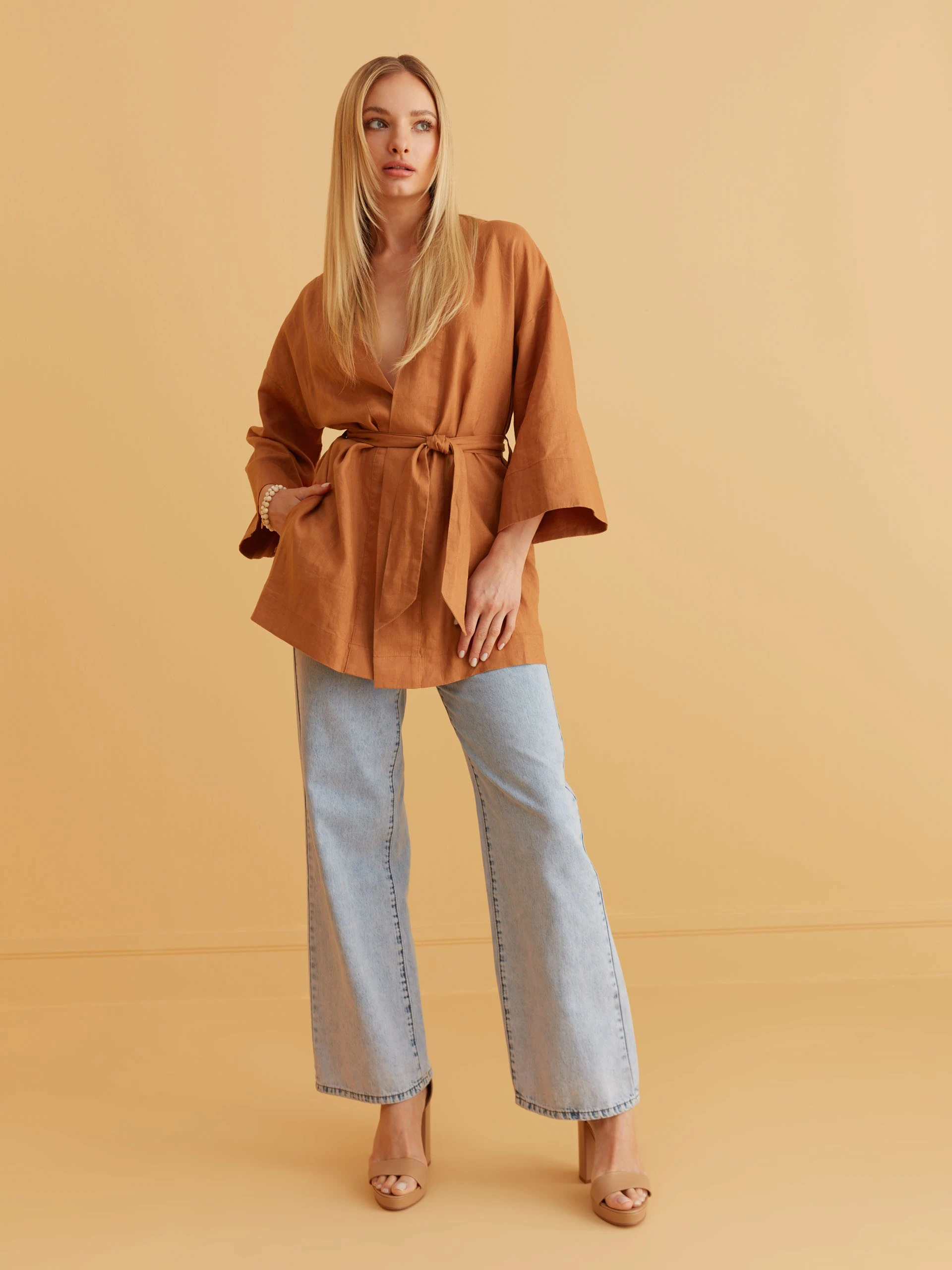 LINEN KIMONO WITH WAIST TIE