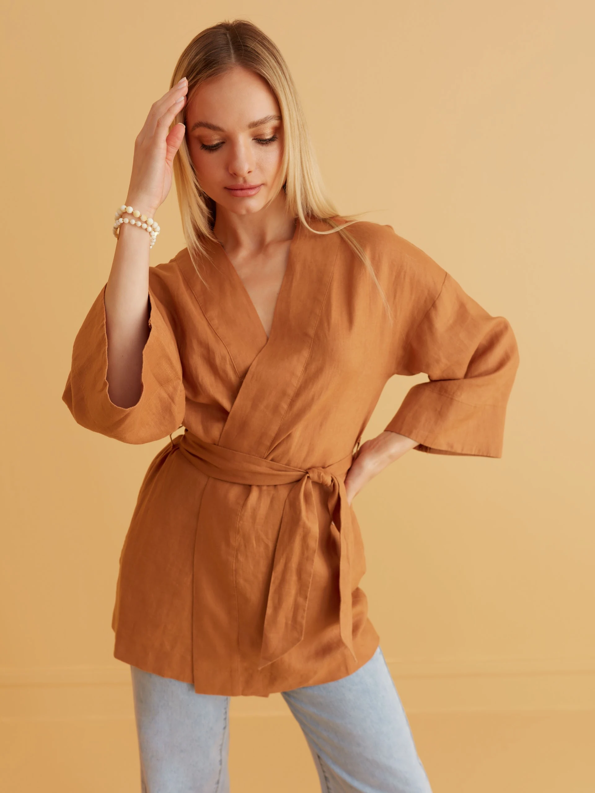 LINEN KIMONO WITH WAIST TIE