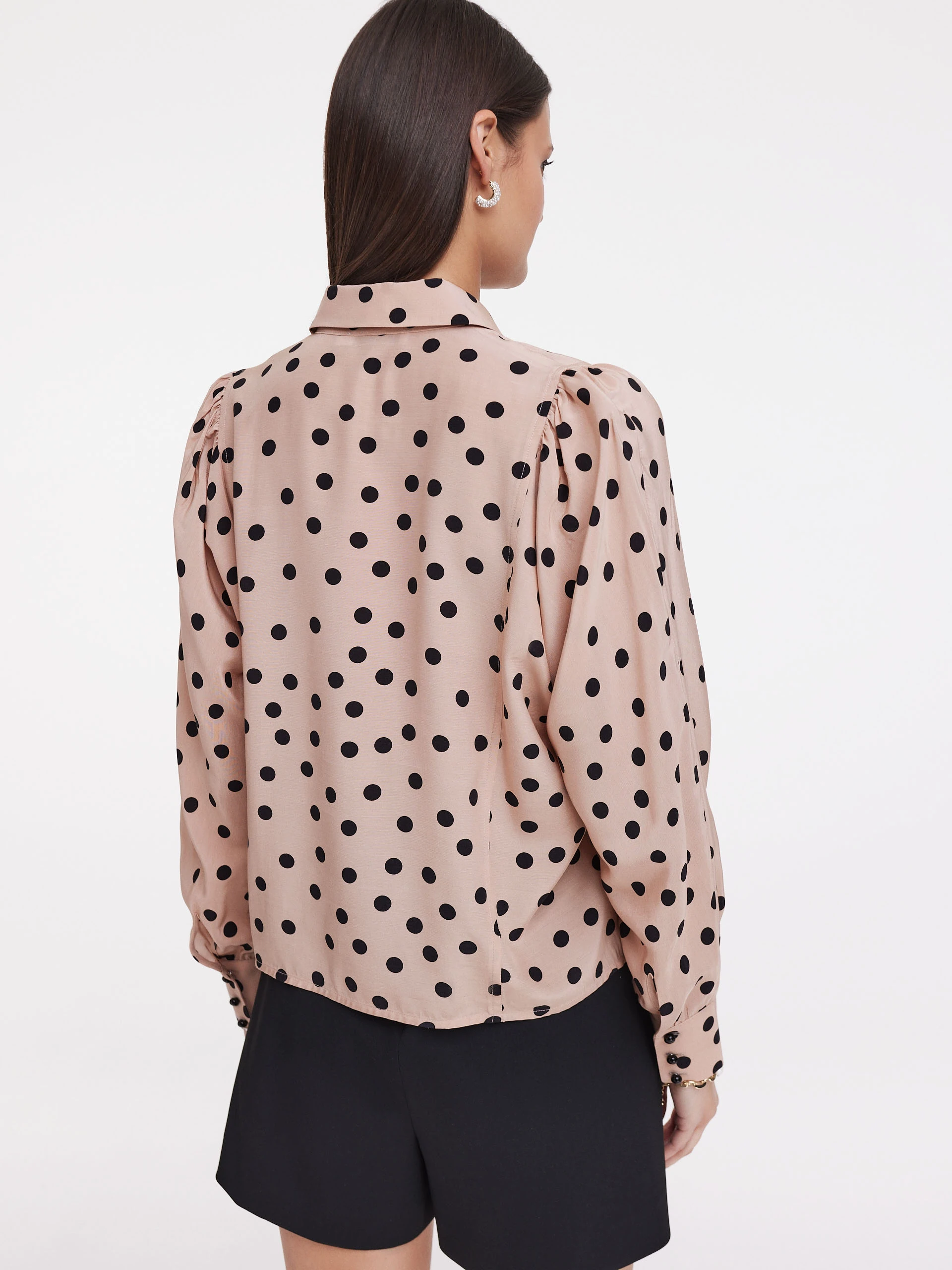 Powder pink shirt with black peas
